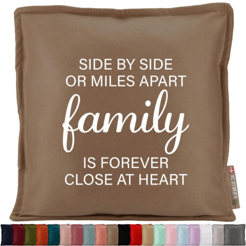 Side by side or miles apart, family is forever close at heart | Pyntepude i filt