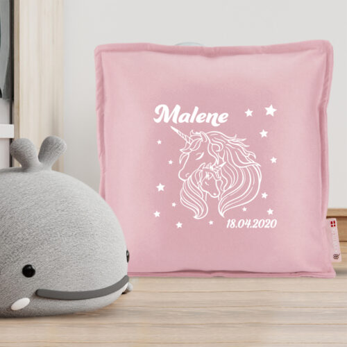 Alternative view of Enhjørning med sit føl, navn & dato | Pyntepude i filt