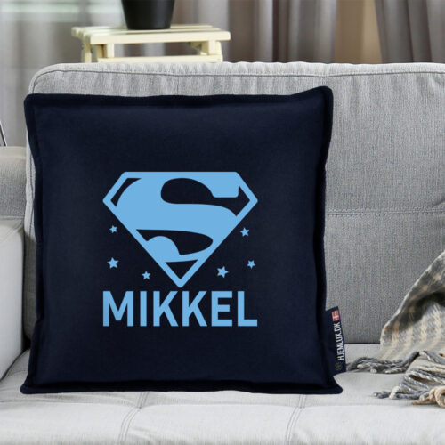 Alternative view of Superhero med navn #4 | Pyntepude i filt