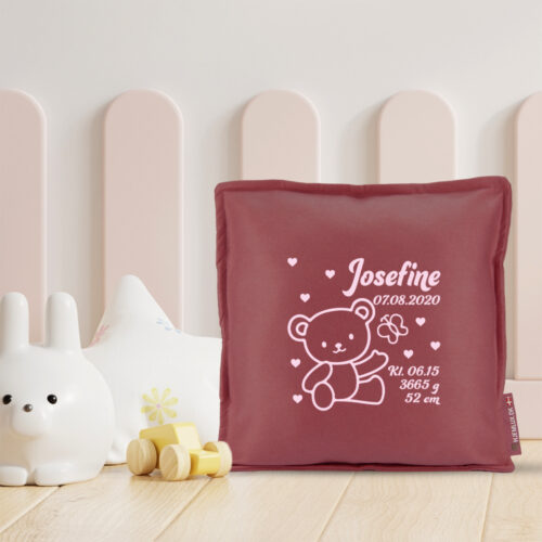 Alternative view of Bamse med sommerfugl, hjerter & fødselsdata | Pyntepude i filt