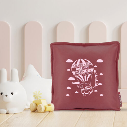 Alternative view of Elefant i luftballon med fødselsdata | Pyntepude i filt