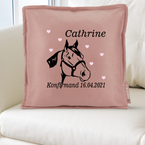 Alternative view of Konfirmation med hest & hjerter | Pyntepude i filt