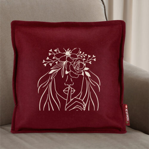 Alternative view of Floral woman #3 | Pyntepude i filt