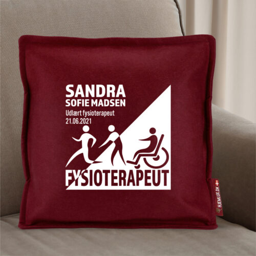 Alternative view of Udlært fysioterapeut design 1 | Pyntepude i filt