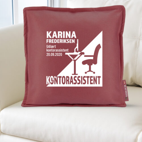 Alternative view of Udlært kontorassistent design 1 | Pyntepude i filt