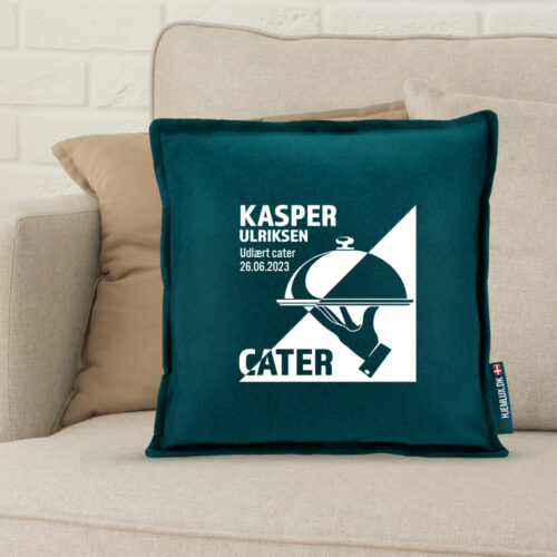 Alternative view of Udlært cater design 1 | Pyntepude i filt