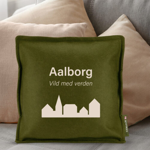 Alternative view of Din by - Aalborg | Pyntepude i filt