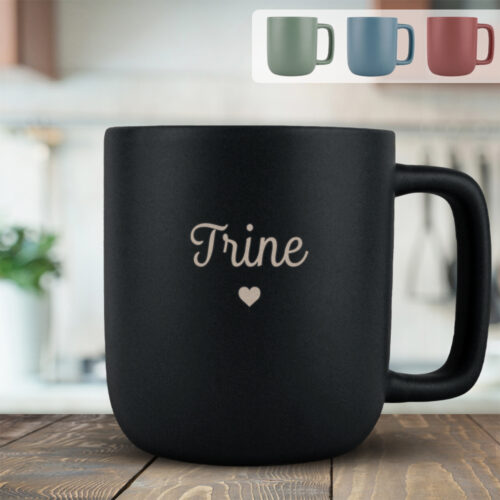 Navn skrift #7 med lille hjerte | Krus med gravering