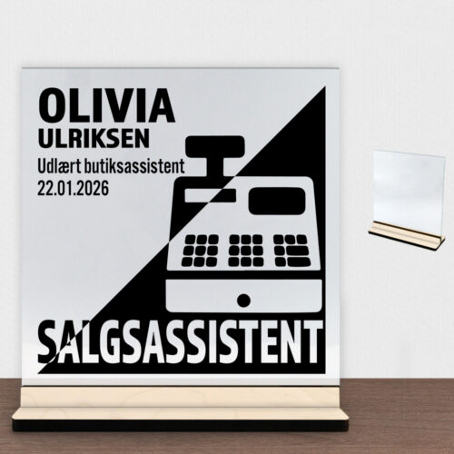 Udlært salgsassistent design 1 | Glasskilt inkl. fod (poppel krydsfinér)