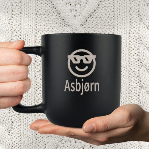 Alternative view of Moody - Cool "Balance" med navn | Krus med gravering